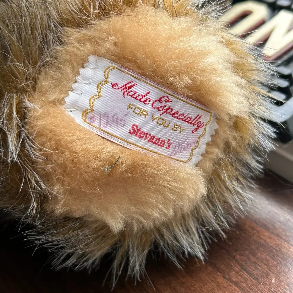 VINTAGE BEAR Jointed made especially for you by Stevann’s 16”